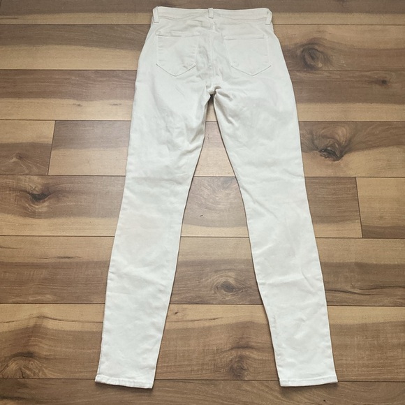 L’AGENCE Marguerite Jeans - Picture 14 of 15